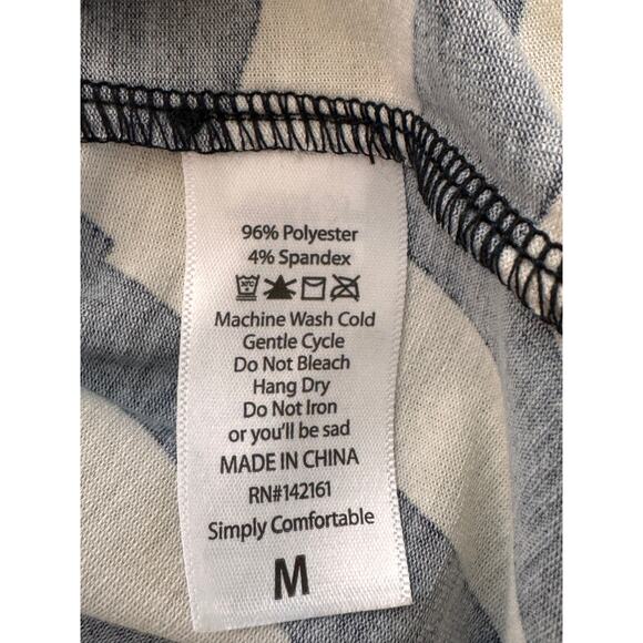 New LULAROE Beige/Black Gigi Geometric Short Sleeve Scoop Neck Top Size M - Picture 6 of 6